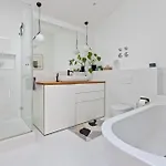 Apartamento Stunning 120M2 Penthouse With Terrace, Mitte *