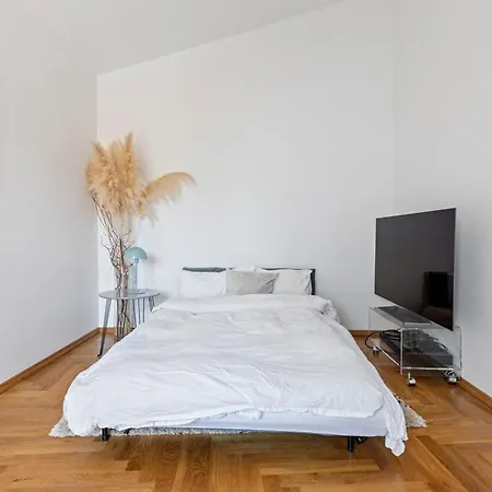 Stunning 120M2 Penthouse With Terrace, Mitte * Berlin