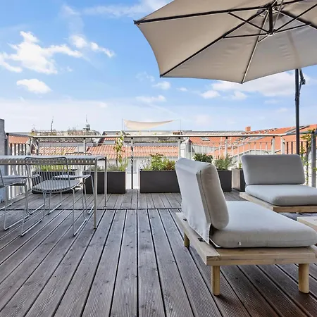 Stunning 120M2 Penthouse With Terrace, Mitte